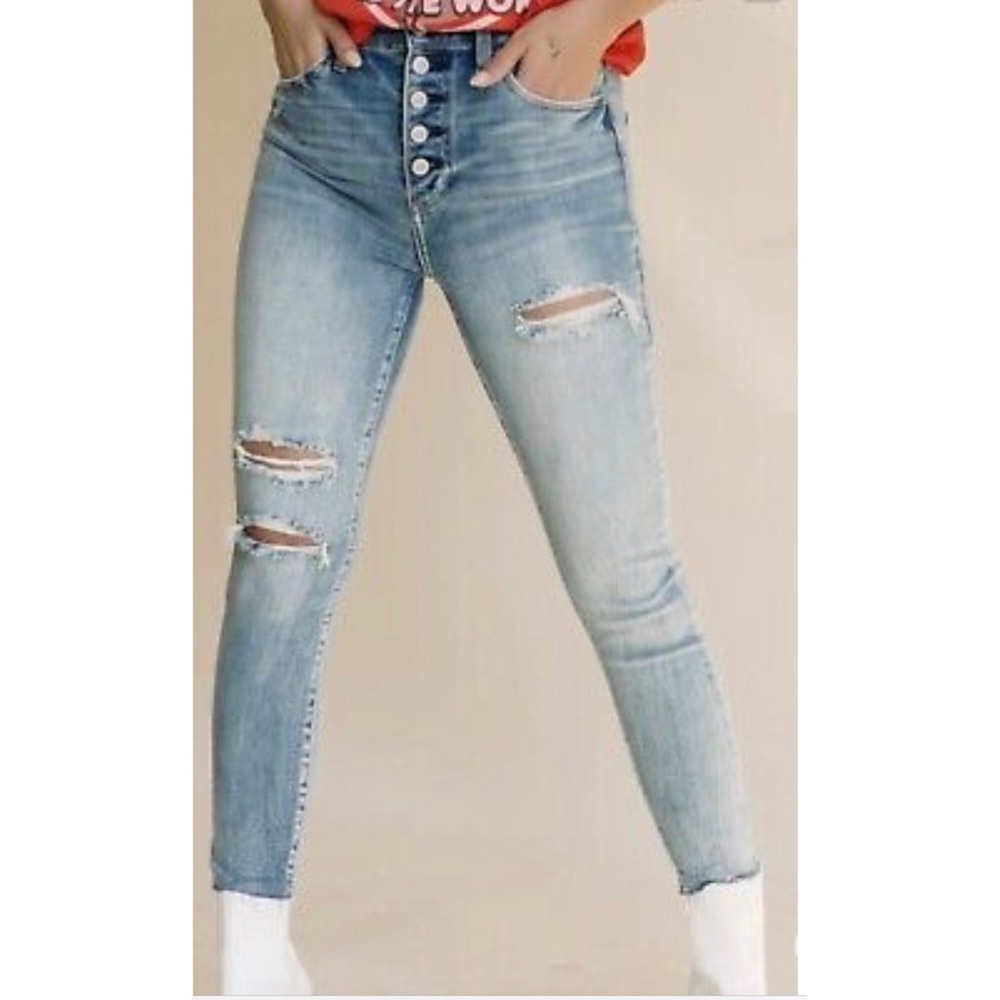 Brand New! Distressed Stretch Jeans